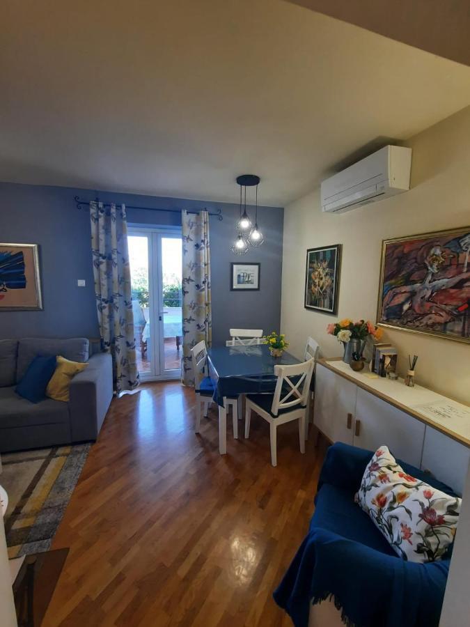 Premium Apartment Sunny โปเรช ภายนอก รูปภาพ