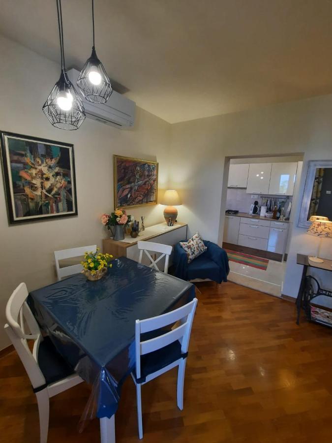 Premium Apartment Sunny โปเรช ภายนอก รูปภาพ