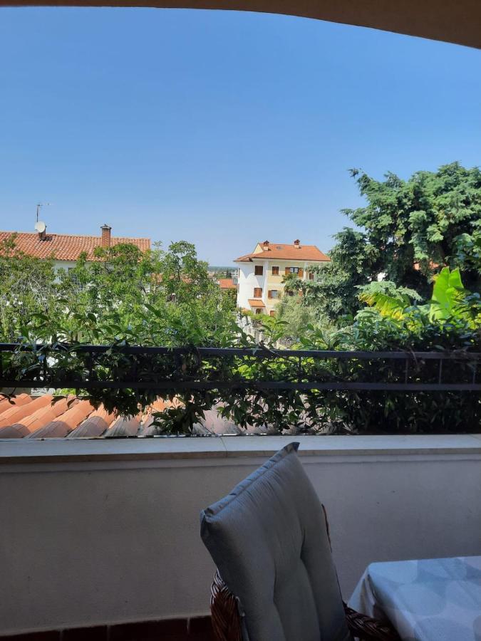 Premium Apartment Sunny โปเรช ภายนอก รูปภาพ